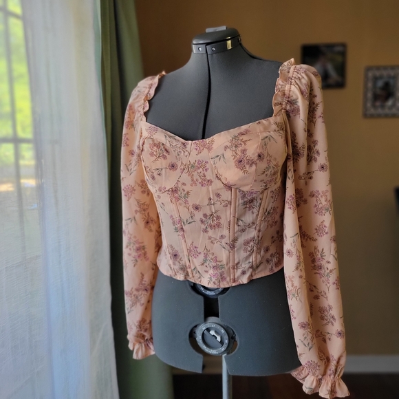 Astr Tops - Astr Floral Corset Blouse with Ruffle in Pink Purple New With Tags Size Large